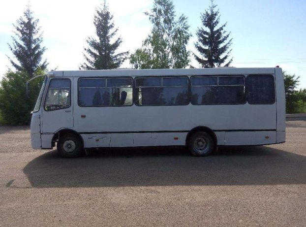 599869938 2 644x461 avtobus bogdan a 092 isuzu fotografii